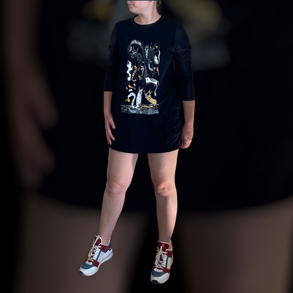 Miss Nikky Cat Artwork Tunic, Long Shirt, Mini Dress. Faux Leather 3/4 Sleeves - Picture 6 of 16